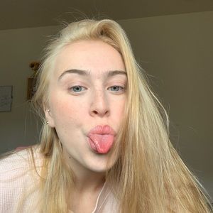 Meet your Posher, Sierra